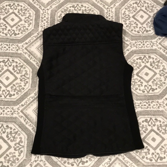 Warm and stylish vest - Picture 2 of 7